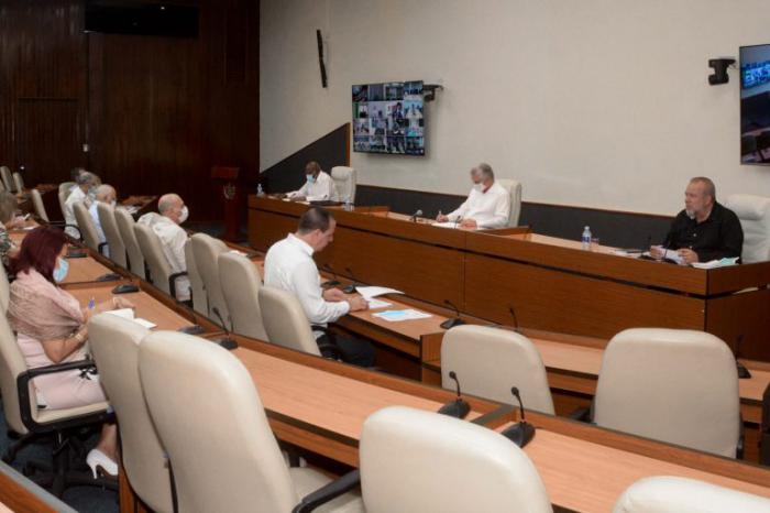 Reunión diaria sobre el coronavirus