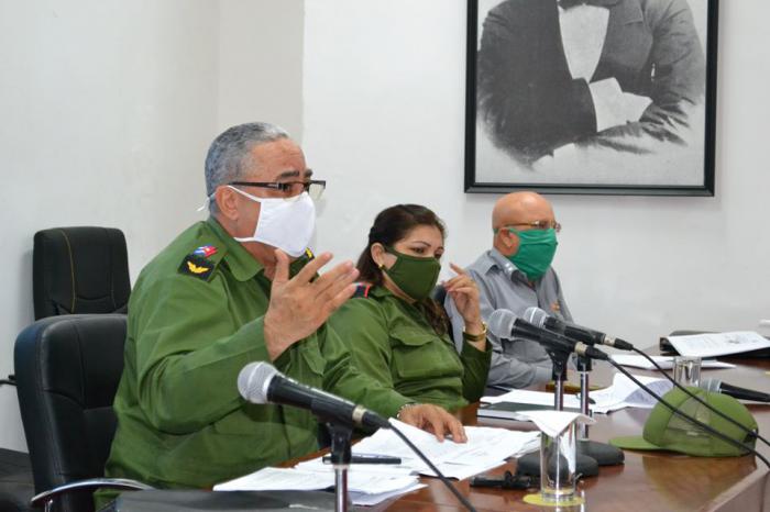 Luis Antonio Torres Iríba, en la reunión del consejo de defensa provincial de la habana