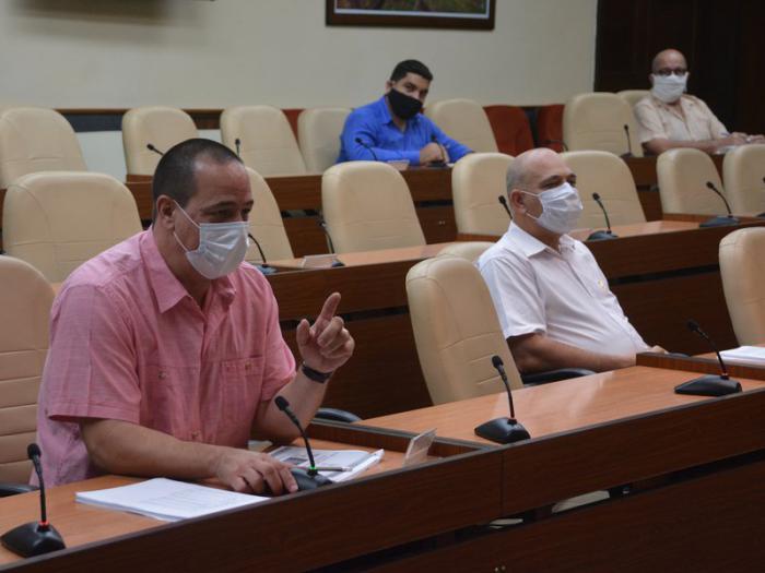 Reunión diaria sobre el coronavirus
