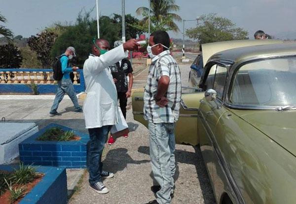 Control sanitario en fronteras de provincias cubanas