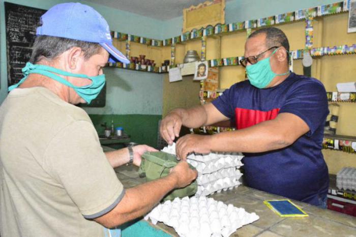 Acudir a las bodegas con el nasobuco