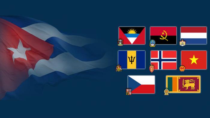 Bandera cubana y otros países