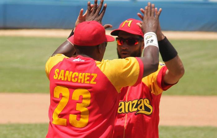 Dos peloteros de Matanzas