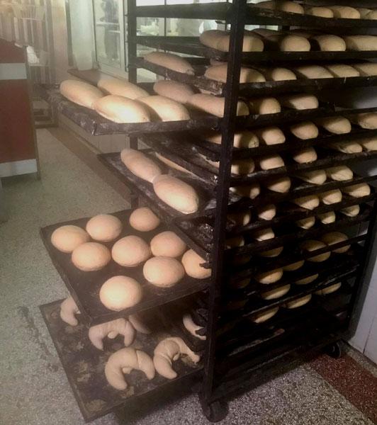 Panadería de Zapata y 12