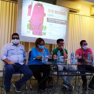 Personas que presidieron el espacio Dialogar, dialogar de la AHS en homenaje a Fidel