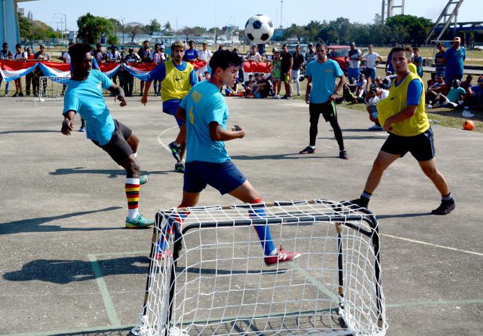 Fútbol callejero