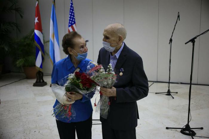 Distinción por la Cultura Nacional para cineastas Estela y Ernesto Bravo