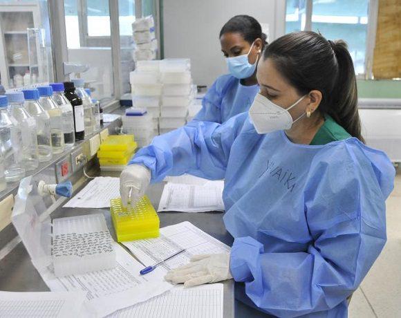 Cuba cuenta con grupo multidisciplinario para investigar mutaciones de la COVID-19