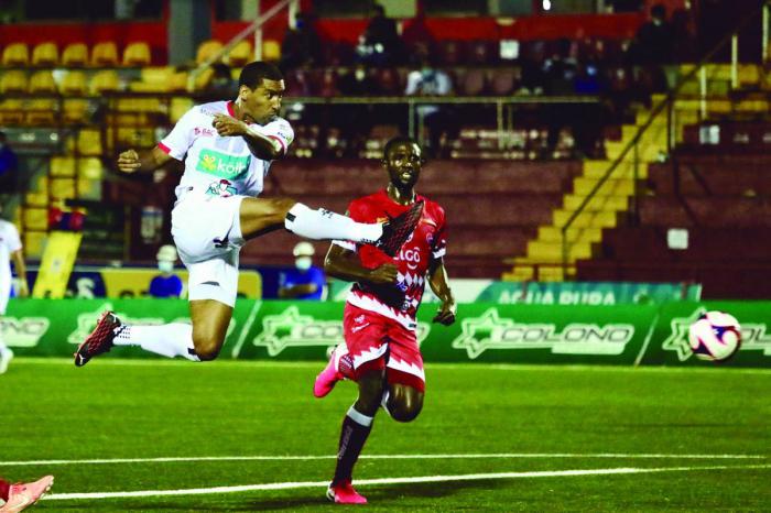 Llegó el primer gol de Marcel