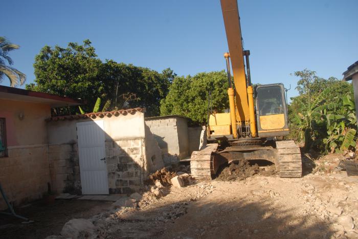 Acometen rehabilitación del sistema de drenaje en la Habana 