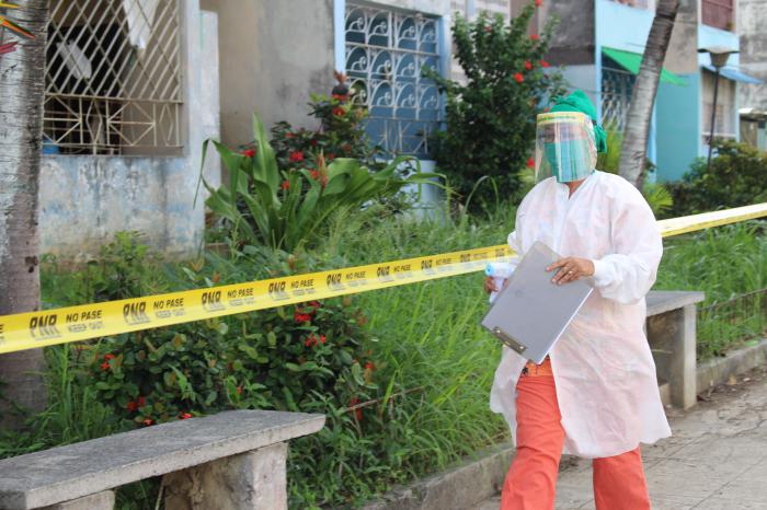 doctora en zona cerrada por la COVID-19