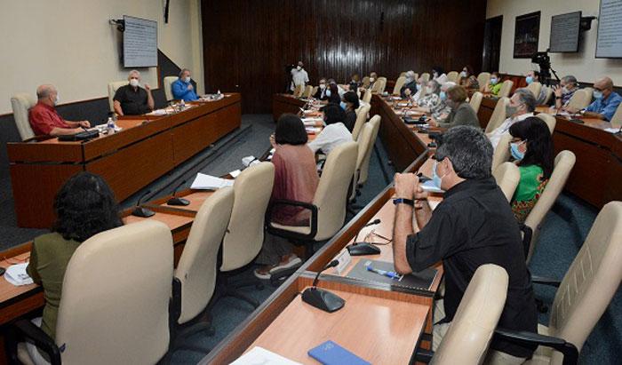 Reunión diaria sobre el coronavirus