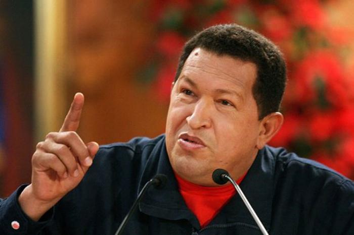 Presidente de Cuba rinde homenaje a Hugo Chávez