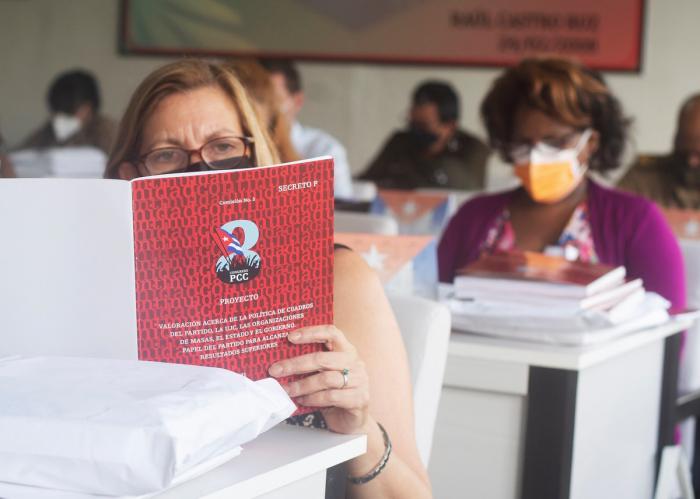 Delegados habaneros al 8vo congreso del partido
