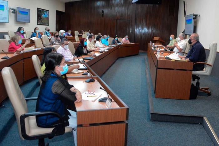 Incrementan medidas para control de la COVID-19