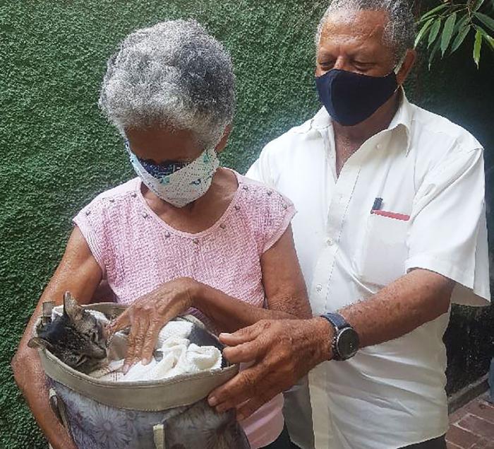 Reabre clínica veterinaria de Aniplant