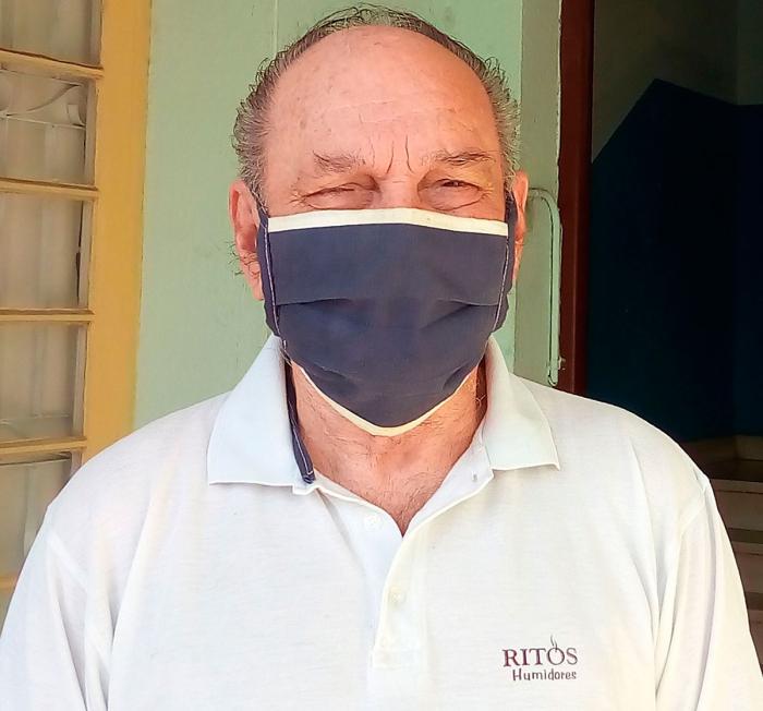 Armando Manresa González,