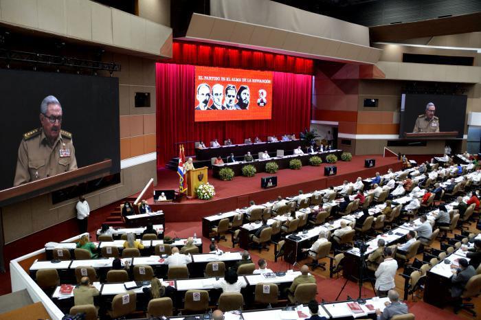 Inicia sesiones VIII Congreso del Partido