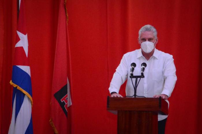 Díaz Canel: Hay que dedicar mucho empeño y entrega al trabajo del Partido