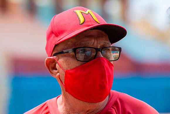 Armando Ferrer Ruz director del equipo Cuba al preolímpico de las Américas