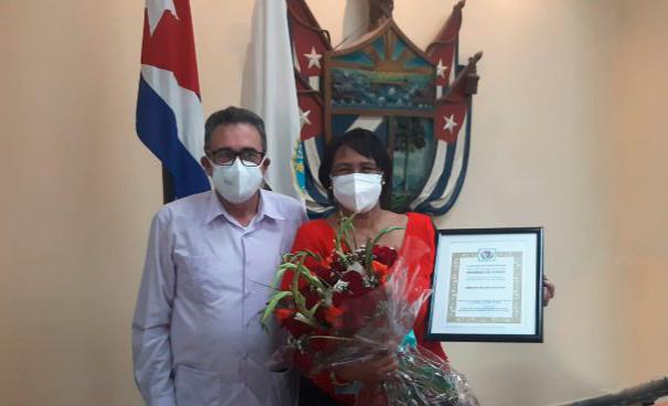 Recibe la Dra. Miriam Nicado la condición de Académico de Honor de la Academia de Ciencias de Cuba