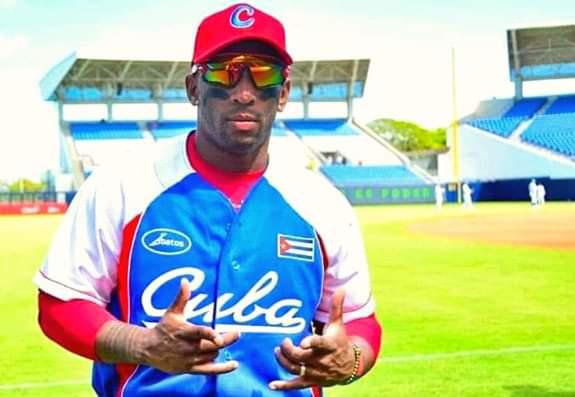 Andy Menocal jugador de Béisbol