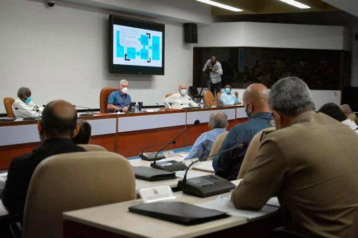 El 8vo. Congreso sigue. Sostiene la dirección del país encuentro, en videoconferencia, con casi 2 600 dirigentes del Partido, del Estado, del Gobierno, de las organizaciones de masas y la UJC, y del sector empresarial. Lo encabezó el Primer Secretario y Presidente de la República, Miguel Díaz-Canel Bermúdez