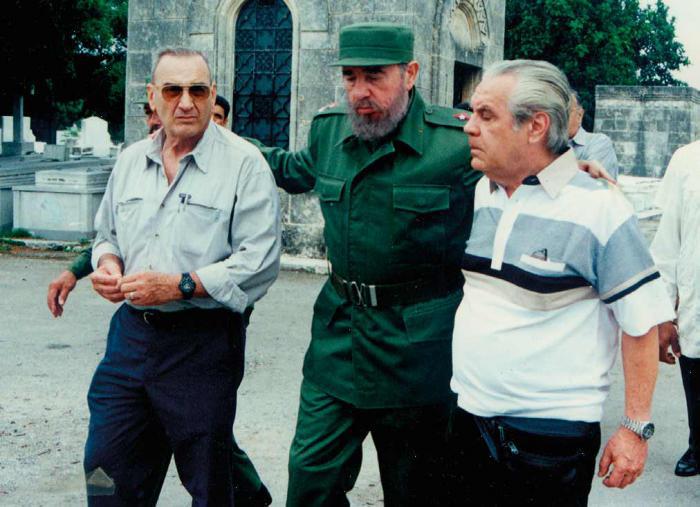 Liborio Noval, Fidel y Salas, en el sepelio de Korda