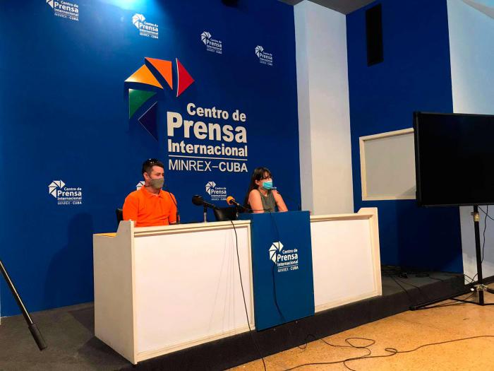 Conferencia de prensa, Gabriel Dávalos