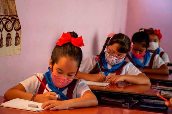 Niñas en la escuela