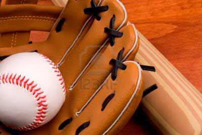 Bate, pelota y guante de béisbol