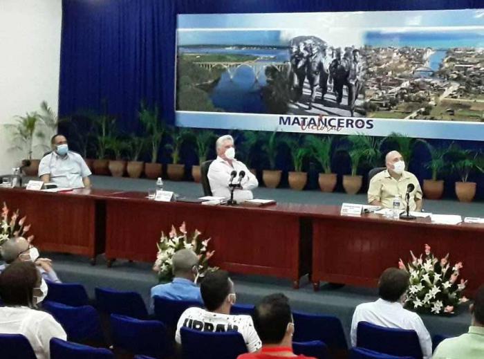 Díaz-Canel en Matanzas evalúa directrices del 8vo Congreso del Partido