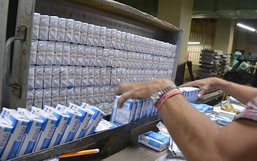 Reducen venta regulada de cigarros Criollos