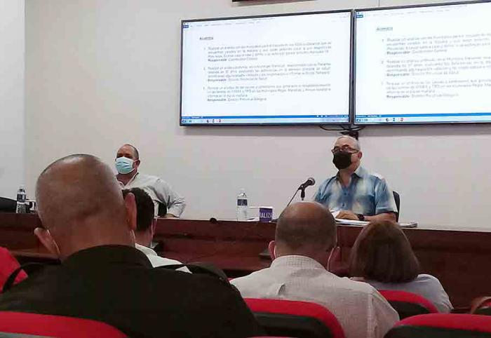 Reunión grupo temporal de trabajo covid-19-La Habana