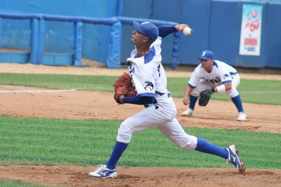 Sigue el destaque de los felinos en la Liga Italiana de béisbol