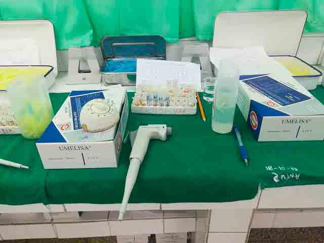
La tecnología del Sistema Ultramicroanalítico permite detectar varias enfermedades de forma temprana, entre las cuales figura la COVID-19. 