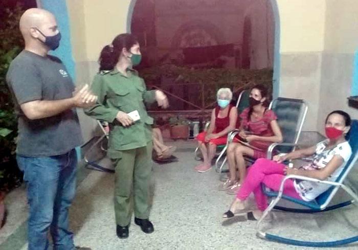 Autoridades de Plaza y Gerardo Hernández recorren centros de evacuación 