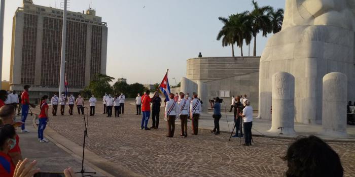 Abanderada delegación olímpica cubana 