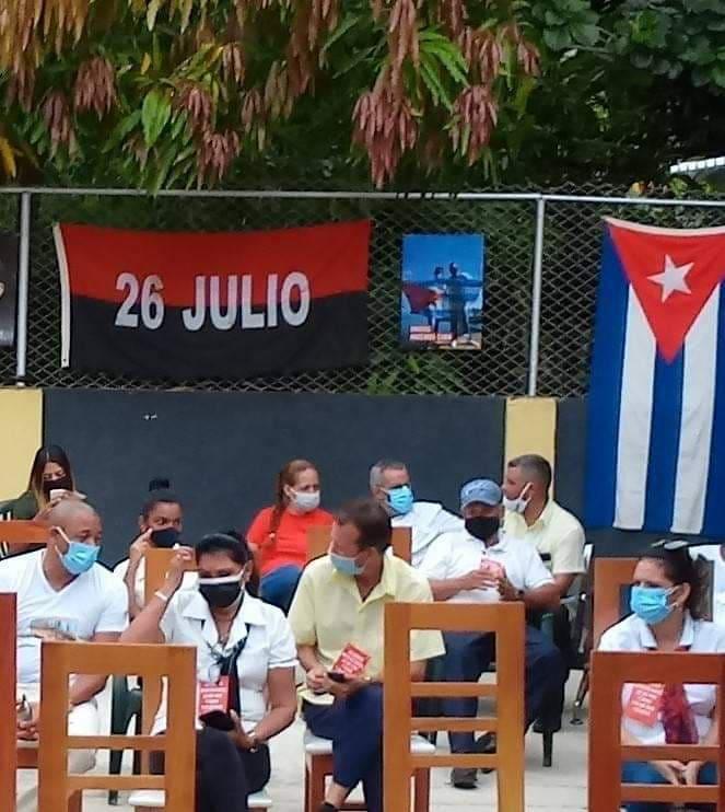 Empresa de Transporte Escolar ratifica su  apoyo a la Revolución