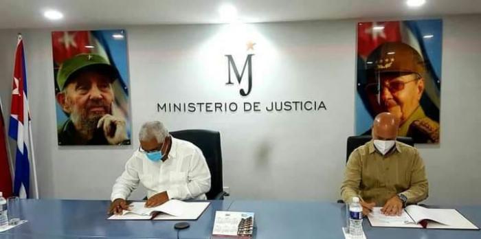 Firman los CDR y el Ministerio de Justicia convenio de colaboración

