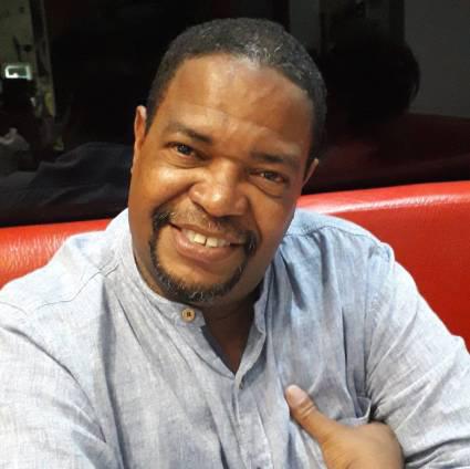 Este sábado, tras varios días ingresado a causa de la COVID-19, falleció José Luis Estrada Betancourt