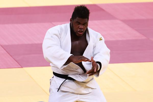 Yordani Fernández cayó por el bronce
