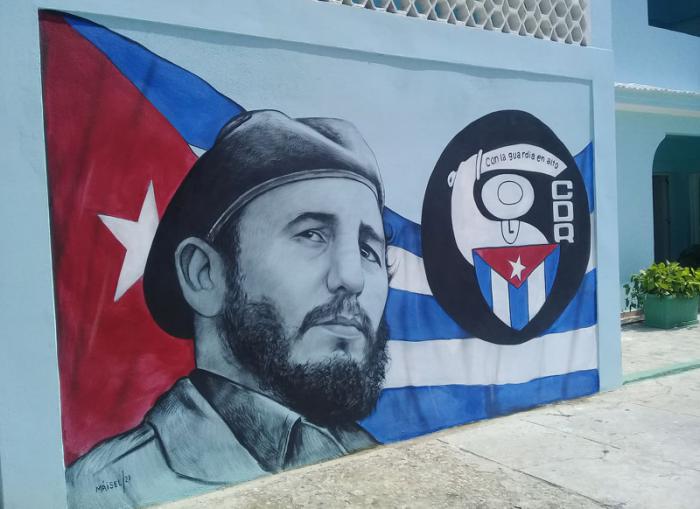 Pintura mural dedicada a Fidel en Complejo 28 de septiembre