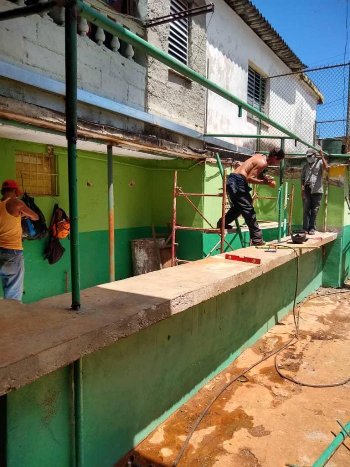 Reparación y estado actual del agromercado al que contribuyó el Instituto de Investigaciones Avícolas.