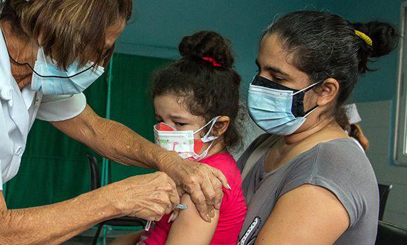 La vacunación en Cuba contra la COVID-19 es indetenible