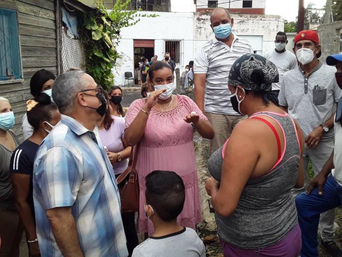 Torres Iríbar  conversó con pobladores