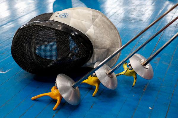 implementos del deporte esgrima
