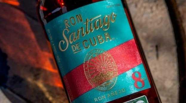 Botella de Ron Santiago de Cuba 8 años
