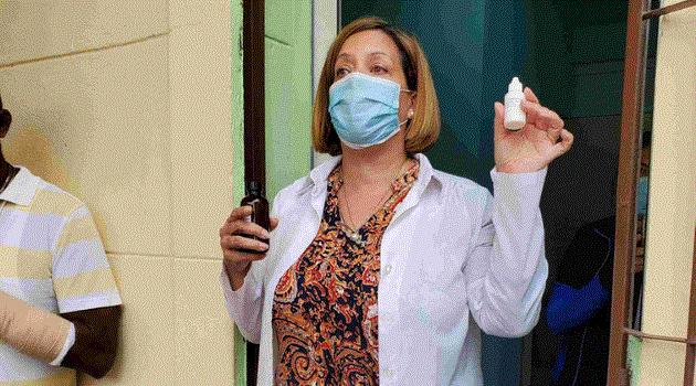 El producto natural cubano Curmeric comenzó a principios de enero en las clínicas estomatológicas de H y 21 y de Puentes Grandes, del municipio de Plaza de la Revolución
