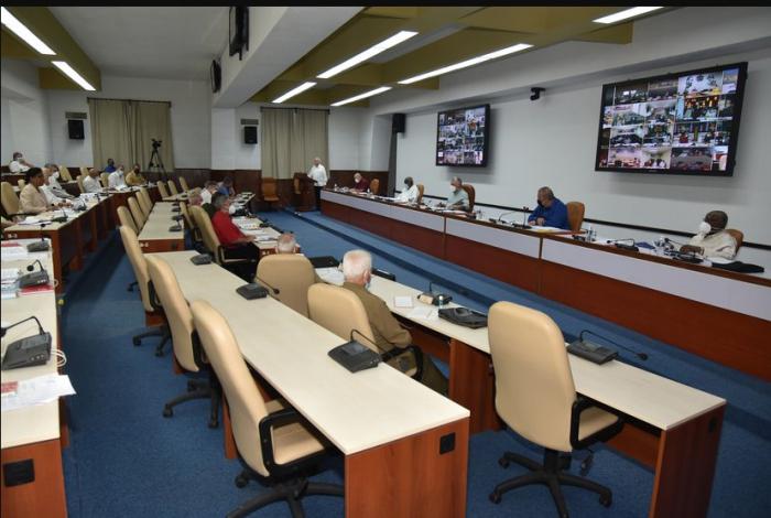 El Consejo de Ministros analizó, durante su más reciente reunión, el comportamiento de la economía al cierre del mes de agosto y otros asuntos de importancia para mantener la vitalidad del país.